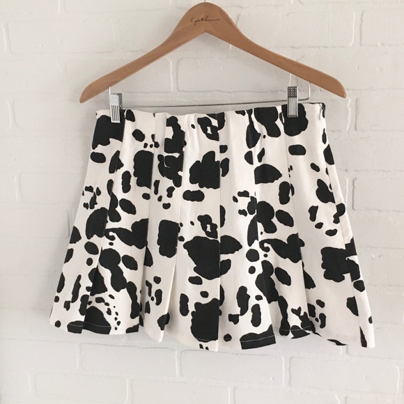 En Saison Mini Skirt Cow Print Pleated Denim Jean Cotton Off-White Black Sz L - Picture 2 of 10